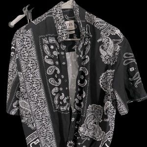 Never worn *only tried on*black and white bandanna shirt from ZARA